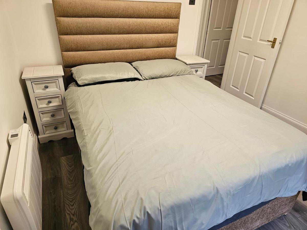 ディドコット1 Bed Modern Flatアパートメント エクステリア 写真