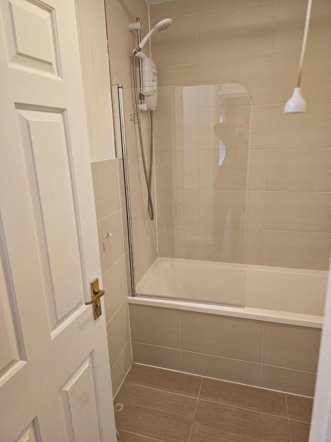ディドコット1 Bed Modern Flatアパートメント エクステリア 写真