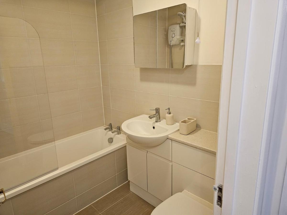 ディドコット1 Bed Modern Flatアパートメント エクステリア 写真